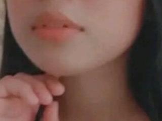 Ayesha1605