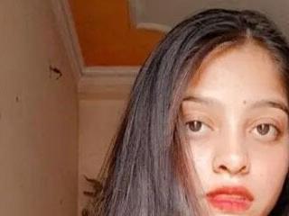 Divya Devi22