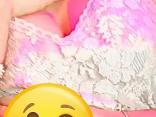 Hot Urvi