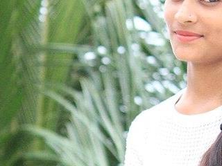 Nidhi lovely