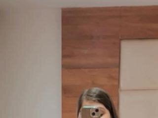 Snappy babes